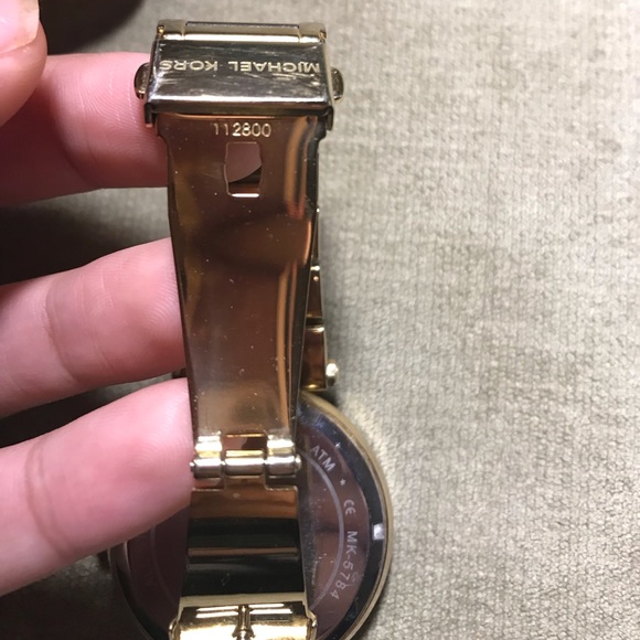 Michael Kors Gold Ladys Wristwatch (MK-5784) - Picture 5 of 6